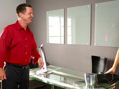 Zadek, Velké kozy, Kuřba, Dávení penisem, Hardcore, Hd, Pička, Těsné