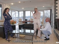 Hálószoba, Hatalmas hátsó, Monumentális dákó, Tekintélyes didik, Cumizás, Kutya póz, Vékony, Tini