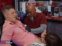 Reckless in Miami - Daddy's girl deepthroat bf while he gets tattoed