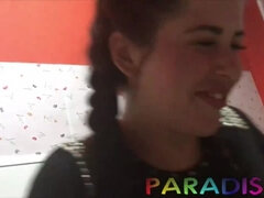 Plage, Bikini, Noire, Sucer une bite, Brunette brune, En levrette, Petite amie, Pov