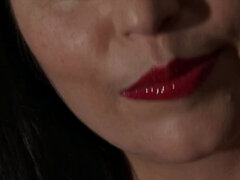 Gros seins, Brunette brune, Masturbation, Seins naturels, Solo