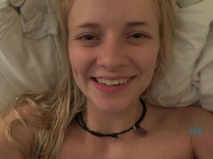Amatör, Rumpa, Blondin, Avsugning, Hardcore, Fitta, Tonåring, Tuttar
