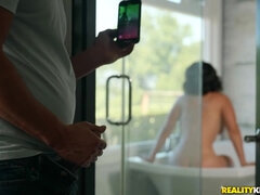 Obciąganie, Brunetka, Zwariowany, Słodka, Palcówka, Lizanie, Nagość, Cipka