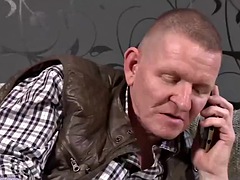 Enthousiasteling, Grote mammen, Pijpbeurt, Hardcore, Mager, Tatoeage, Tiener, Tieten likken