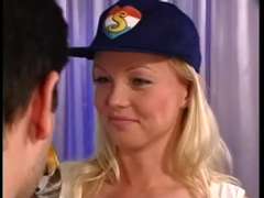 Πρωκτικό, Ξανθιά