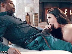 Anissa Kate knows how to satisfy her man like royalty!