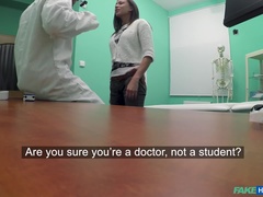 Fake Hospital (FakeHub): Dirty Doc stretches fit babes pussy