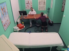 Jato de porra, Doutor, Transar de quatro, Masturbação, Escritório, Palmada, Uniforme, Voyeur