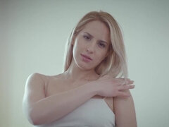 Kisbaba, Cumizás, Kőkemény, Magyar, Nyalás, Pornósztárok, Tini, Szoros