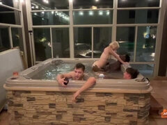 18 ans, Cul, Blonde, Sucer une bite, Branlette thaïlandaise, Léchez, Masturbation, Adolescente