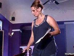 Большие сиськи, Брюнетки, Лесбиянка, Мастурбация, Милф, Мамочка, Реалити, Мачеха