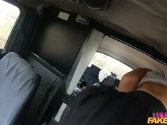 Bil, Dildo, Europærer, Hæle, Orgasme, Trusser, Barberet, Bryster