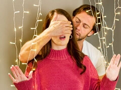 Amatorka, Sypialnia, Duży tyłek, Duży kutas, Styl na pieska, Bielizna, Naturalne cycki, Tatuaż