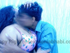 Sonia Doing Sex and Romance with Stranger