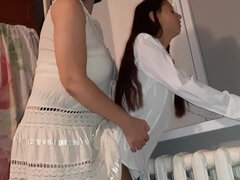 Grosser arsch, Grosse titten, Braunhaarige, Kleid, Orgasmus, Rock, Strapon, Spielzeuge
