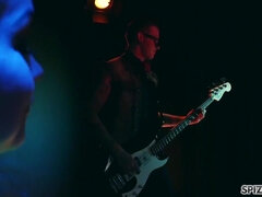 Gros cul, Grosse bite, Gros seins, Talons, Léchez, Lingerie, Seins naturels, Réalité