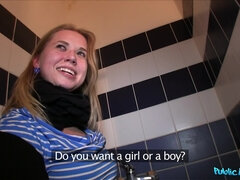 Amatör, Avsugning, Doggystyle, Handjobb, Utomhus, Pov, Dusch, Våt