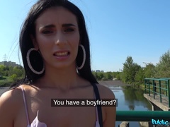 Amateur, Culo, Estilo perrito, Tetas naturales, Al aire libre, Coño, Tatuaje, Tetas