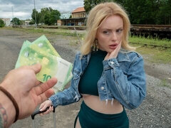 Velký zadek, Velké péro, Velké kozy, Kuřba, Na pejska, Venku