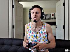 Nerdy Gamer Twink Pays Delivery Driver Tip with Tight Ass After Steamy Blowjob and Big Butt Action