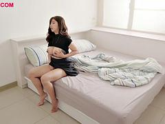 Half price until 820! ! Uncensored Thick sex with my husband while he is away, sperm reaches deep inside his uterus and gets pregnant