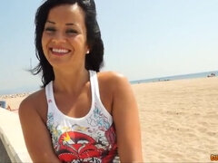 Arousing Latina with stunning rump - jazmina volcan