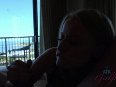 Gros cul, Blonde, Branlette thaïlandaise, Huilée, Orgasme, Petite femme, Chatte, Rasée