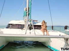 Grosse bite, Blonde, Tir de sperme, Européenne, Faciale, Poilue, Hd, De plein air