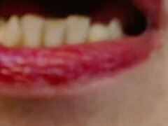 Stor røv, Dildo, Beskidt snak, Fetish, Ydmidelse, Ældre kvinde, Naturlige bryster, Solo