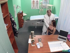 Salle de bains, Sucer une bite, Médecin, En levrette, Branlette thaïlandaise, Infirmière, Chatte, Uniforme