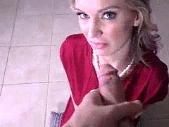 Avsugning, Cougar, Sperma shot, Ansiktsbehandling, Milf, Mamma, Styvmamma