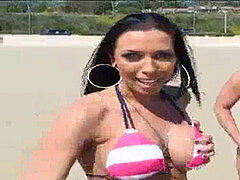 Playa, Bikini, Morena, Besar, Lesbiana, Masaje, Orgasmo, Deporte