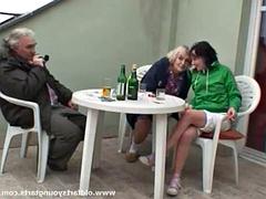 Michaela Q, Eva T - Playing card seduction