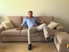 Corrida, Penetracion con dedos, Cuadrupleta, Pajear, Hotel, Lamidas, Pov, Voyeur