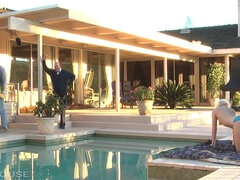 Zwariowany, Lesbijka, Orgazm, Na wolnym powietrzu, Basen, Dziwka, Cycki, Kurwa