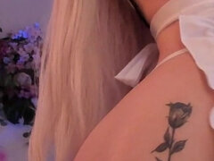 Gros cul, Gros seins, Blonde, Européenne, Mère que j'aimerais baiser, Russe, Solo