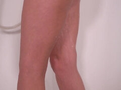 Blonde, Sucer une bite, Plantureuse, Tir de sperme, Faciale, Maîtresse, Chatte, Douche