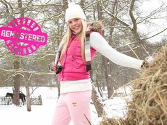 Amatör, Stor stjärt, Stora tuttar, Blondin, Dildo, Onani, Solo, Strippning