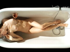 Arsch, Bad, Fingern, Masturbation, Dürr, Solo, Jungendliche (18+), Titten