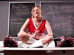 Cheerleaders in Heat - Interviews