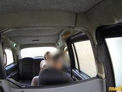 Blasen, Auto, Spermaladung, Aufs gesicht abspritzen, Fingern, Handjob, Lecken, Spanner