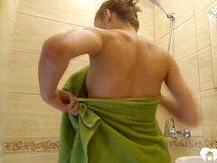 Amatør, Badeværelse, Hjemmelavet