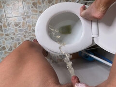 Amateur, Mère que j'aimerais baiser, Petite femme, Pisser, Solo, Toilettes