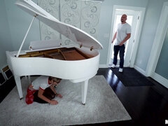 Жопа, Большой член, Минет, Соски, Киски, Короткая стрижка, Молоденькие