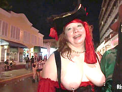 Amatør, Fest, Offentlig