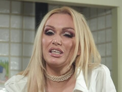 Grote lul, Blond, Pijpbeurt, Sperma in gezicht, Hd, Hakken, Kousen, Vrouw