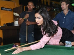 Anal, Røv, Pik sutte, Brunette, Håndjob, Hårdt, Mand mand kvinde, Trekant