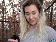 Cumizás, Európai, Farmernadrág, Nyalás, Szabadban, Nuni, Valóság, Orosz