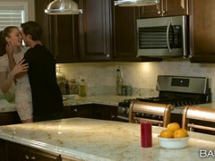 아메리카인, 엉덩이, 아기, 오랄섹스, 얼굴에, 부엌, 키가 큰, 젖가슴