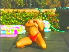 Amatőr, Kisbaba, Nyilvános